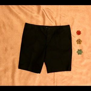 Mossimo black stretch shorts mid length
